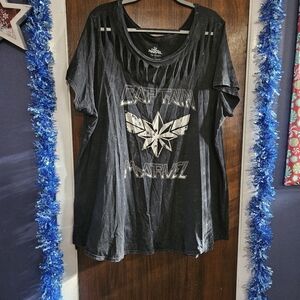 Her Universe Black Captain Marvel Tee